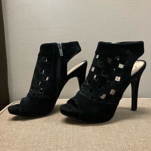 Black wrap around ankle high heel peep toe. JESSICA SIMPSON. Size US 7.5